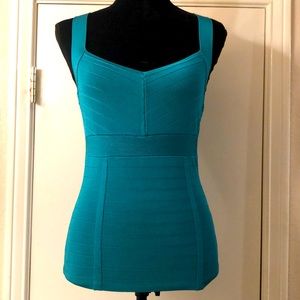 PG420 Woman’s White House Black Market SzXS Blouse